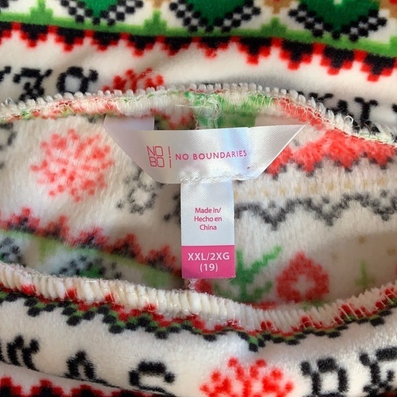 no boundaries • christmas holiday super soft pants - Picture 9 of 10